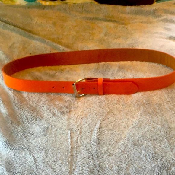 Orange 🍊 belt women’s size L 38-40/Leather/ silver tone hardware NWOT - Picture 1 of 9